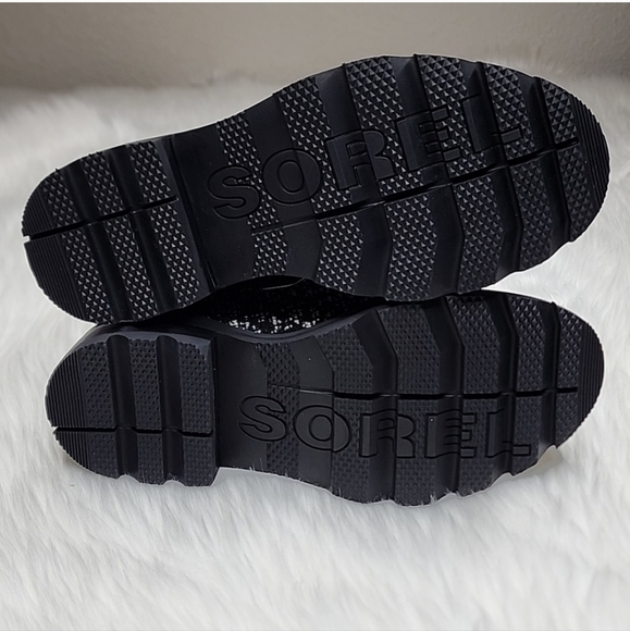 SOREL Lennox Lace Cozy Black Waterproof Boots - Picture 15 of 16